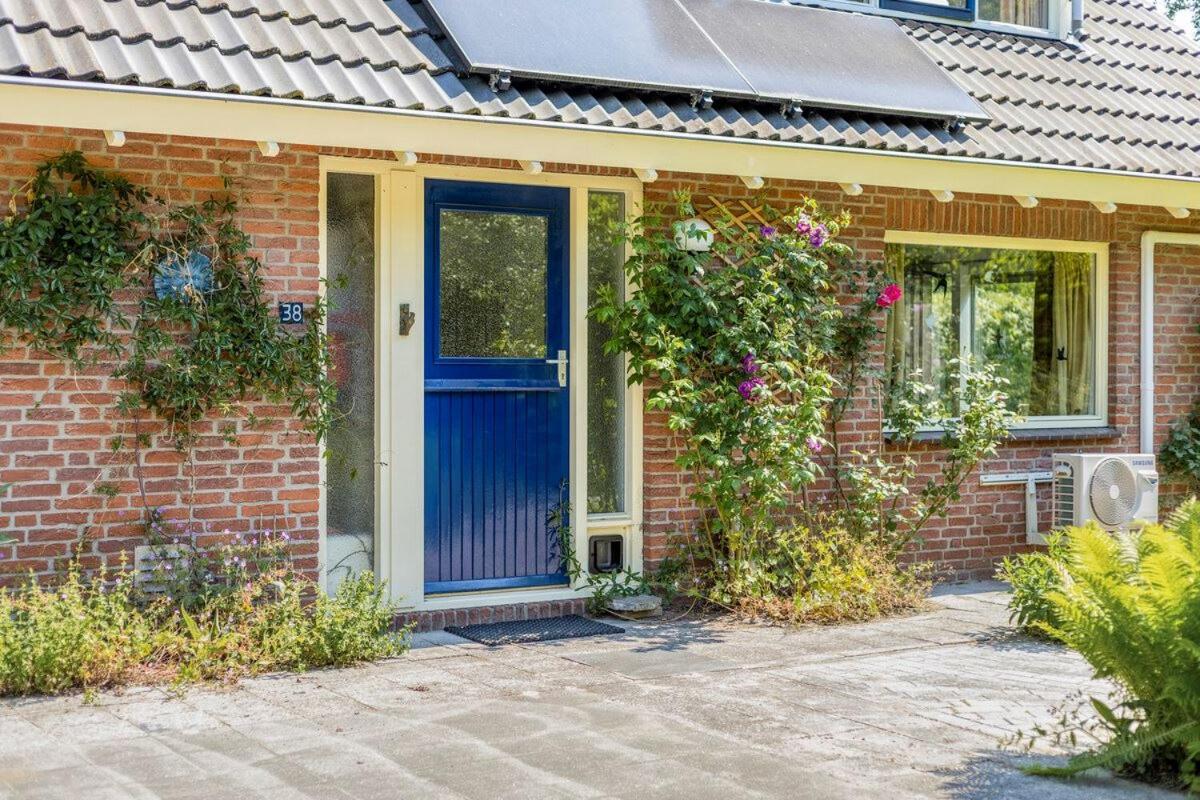 Huisje De Geluksvogel Zorgvlied Luaran gambar