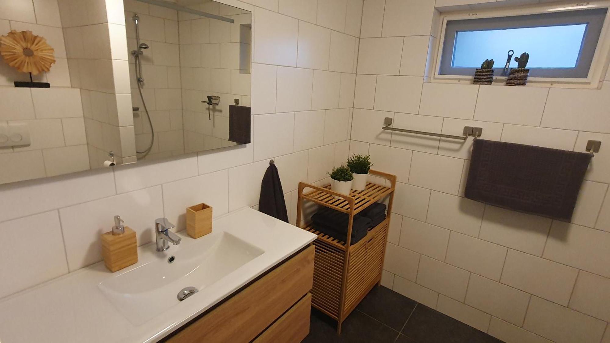 Huisje De Geluksvogel Zorgvlied Luaran gambar